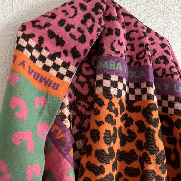 BIMBA Y LOLA XL Winter SCARF leopard print pink and orange - Sold Out - Picture 14 of 15